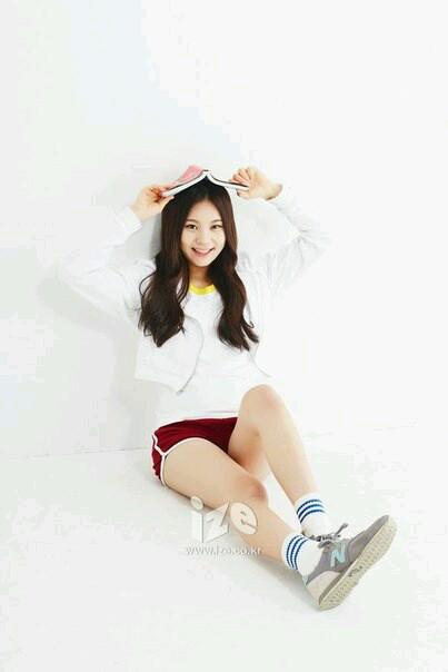 Roleplayer of kim yewon a.k.a Umji GFriend || 98L