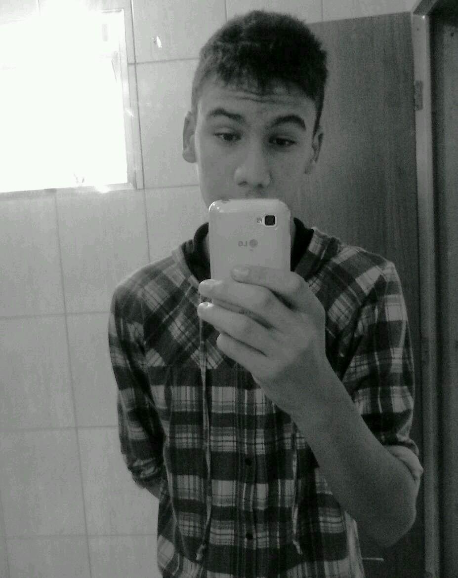 WhatsApp: 31 83756133 Insta: Ismaaell_Dias