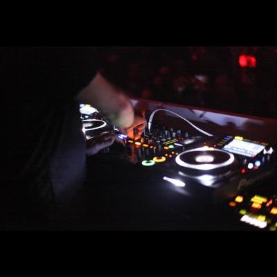 15minmix's profile picture. Taking set times to a new level! Searching for the best 15minmixes across the galaxy i5minmix@outlook.com