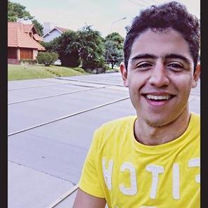 Productor de Música//Instagram:teofilenii
