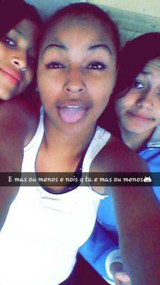 olha ela dinovooo 
gnt chama whats :03591647932
face: aline teodoro 
istragran: lyne_moreninha