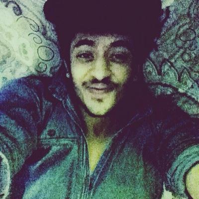 ~26 | Jaipurite | Indian | ~28 August is my Day ^_^ | ~I love Song :) 
~Follow me on :-
Instagam:-puneetkhandelwal81
~I Love My Followers :)