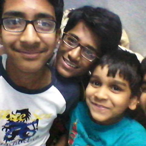 I m a good boy and a stylish boy and a actor..........