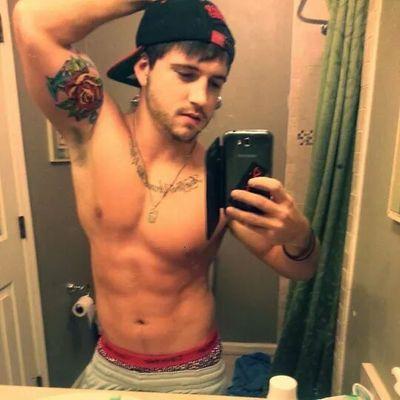 DStarrat's profile picture. 