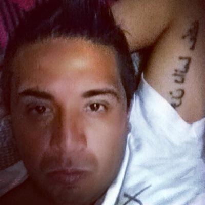 Si te vas no regreses, mi corazón no es un oxxo para estar abierto las 24 horas.