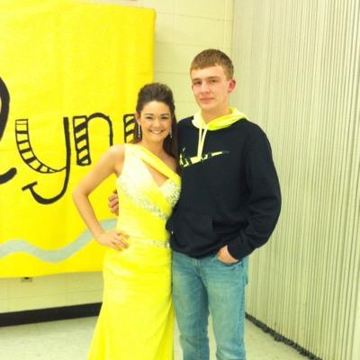 HuffEathan's profile picture. 