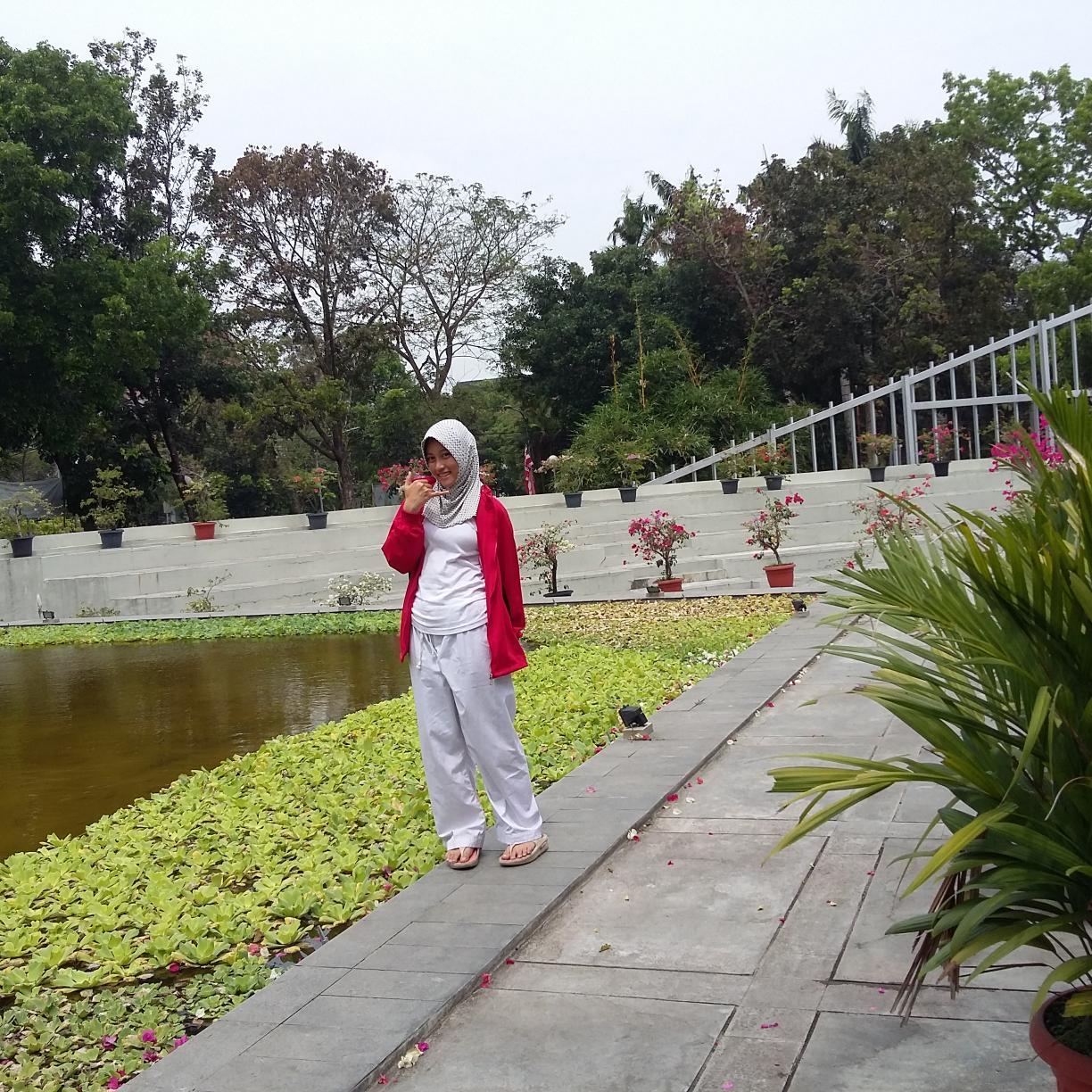 Aku menginginkannya seperti membutuhkan udara. Bukan pilihan melainkan kebutuhan ^_^