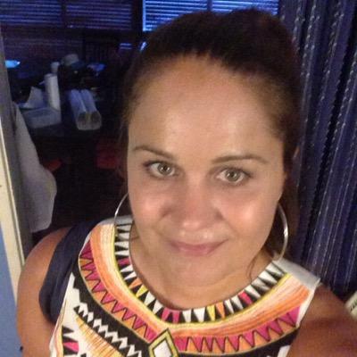 marina_kelli's profile picture. 