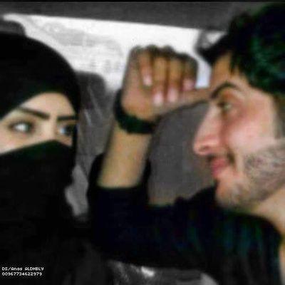 يَلّعْبّ عَلُيِ يْحّسَبْ أنَيّ مْنِ الَمْلاعَيِبّ مّادْرَى ِ أنَا عَلّىْ الَنْاسّ لَعْيبِ ٍ