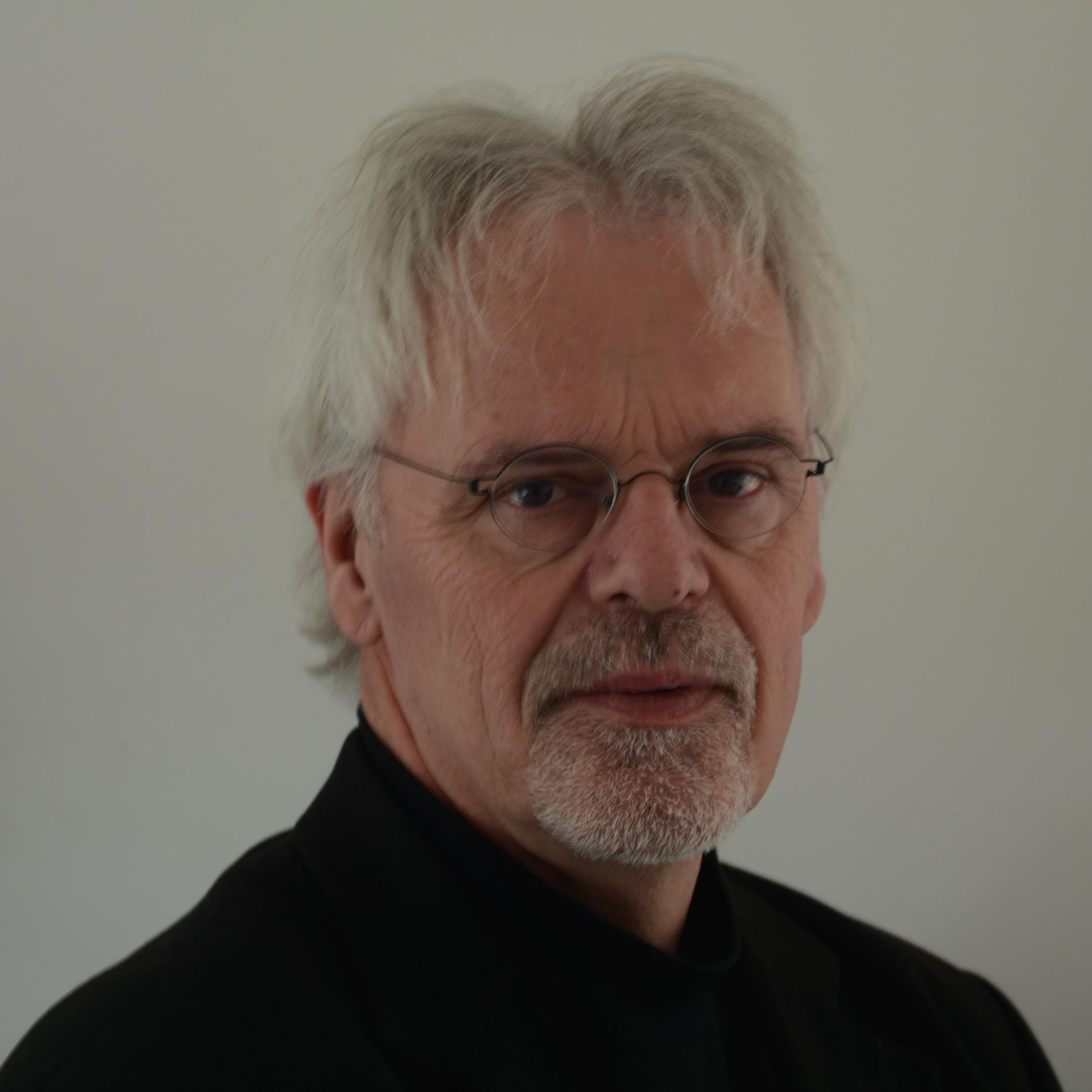 organisatieontwikkelaar, docent-onderzoeker, managementcoach, Rijnlands denker, lid Raad van Toezicht