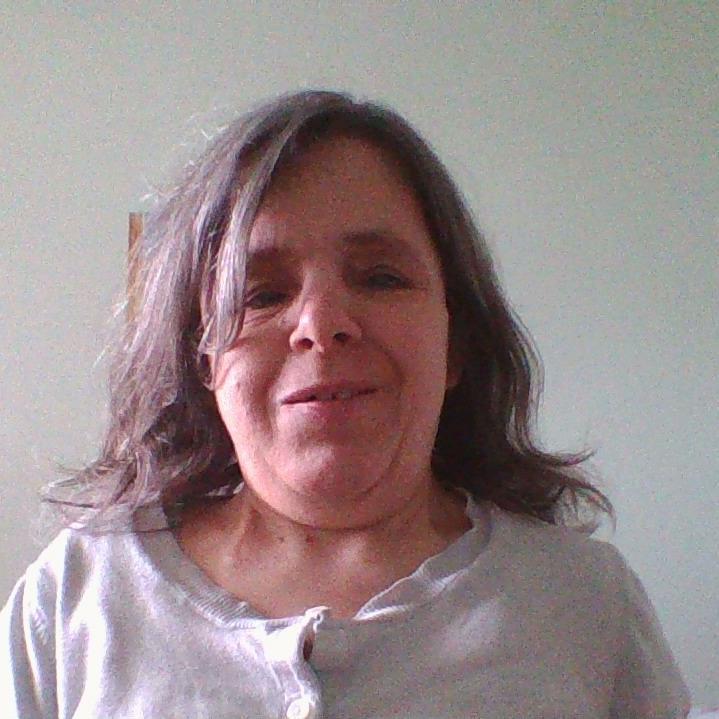 I totally and utterly Love The Vamps. BTW my name is Tracy and I'm 48.Single hoping Brad will contact Me. Ha Ha.