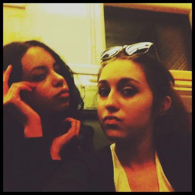29.05.1999 15 ans  un jours on rit un jours on pleure un jours on vie un jours on meurt  @mariemimi15
