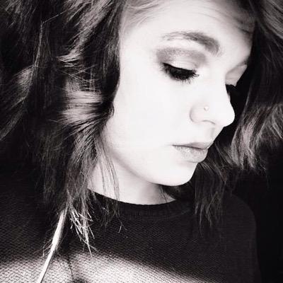 Christinasxoxo2's profile picture. im 19 thats it!!