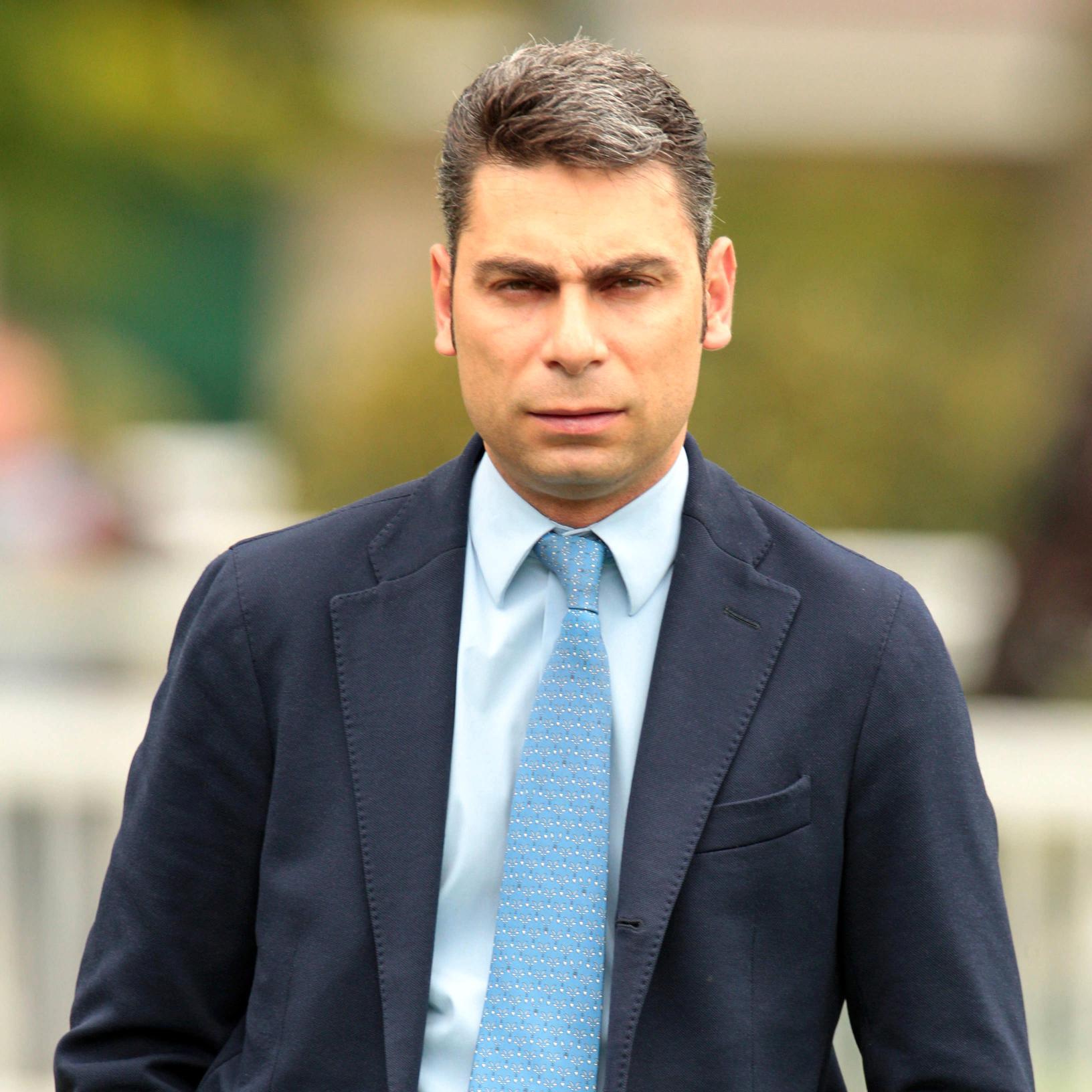 ecuriebotti's profile picture. 