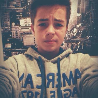 MaxxouMax's profile picture. 