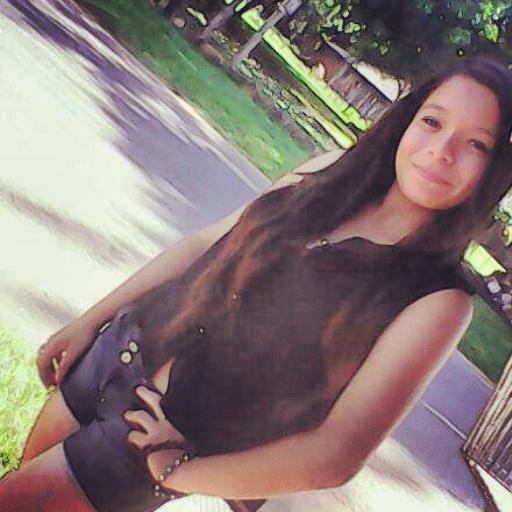 kika_mayra's profile picture. Amo la música. Amo el fútbol