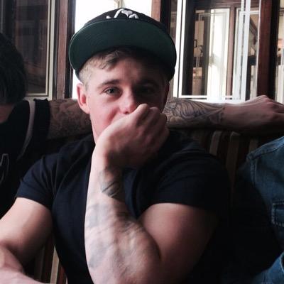 AaronJones_3's profile picture. instragram: Aaronjones_3