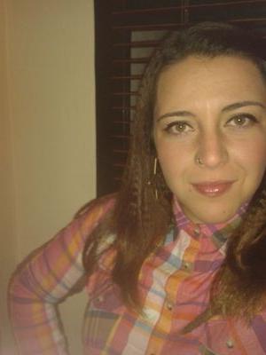Adicta a viajar aunque pobre,amante de los animales,estudiante de estetica en proceso,