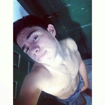 estudante
Deus
whts:9891863424
futuro: médico
atleta de muay thai
prazer ✌