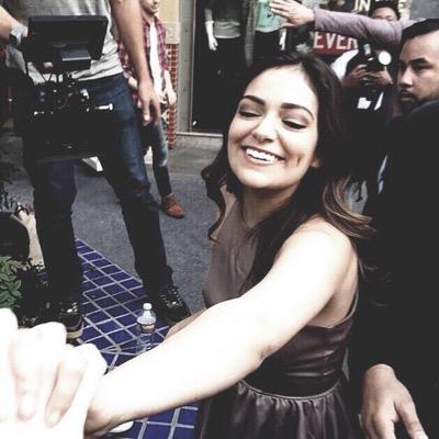 nerdsforbeth's profile picture. hello! please follow @motas5h