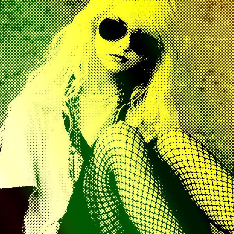 Fans & Addicts of The Pretty Reckless | Taylor Momsen.