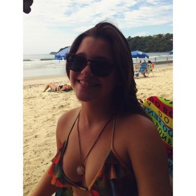 Nunca desista de coisas que fazem você sorrir✌️