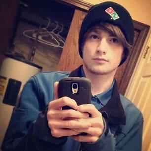 Hi there, I'm Alex. Level 19. I'm a Nebraska dweller. XD Mus­ician/Vocalist. I think that i am rad as hell and there's not hing wrong  with that . /).(\