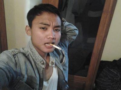 pengen di sayang sayang.                                                jangan lupa follback ya