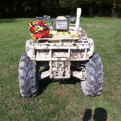 like riding my forewheler and mudding and love the south