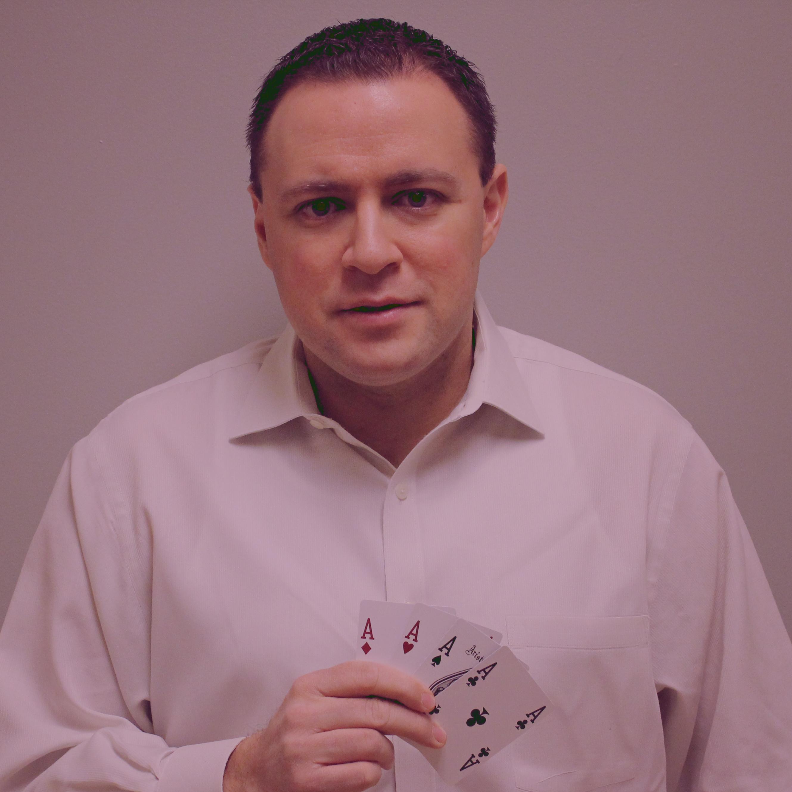 Table Games Supervisor at Harrah's Philly. Tweets for 21+ only!