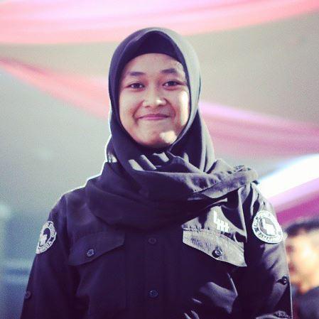 instagram : Murni_mm | fb: Murni  
     http://t.co/RgKJ2UIGey | Editor Di LHH Video Studio