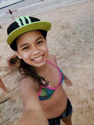 .Porém Feliz ..