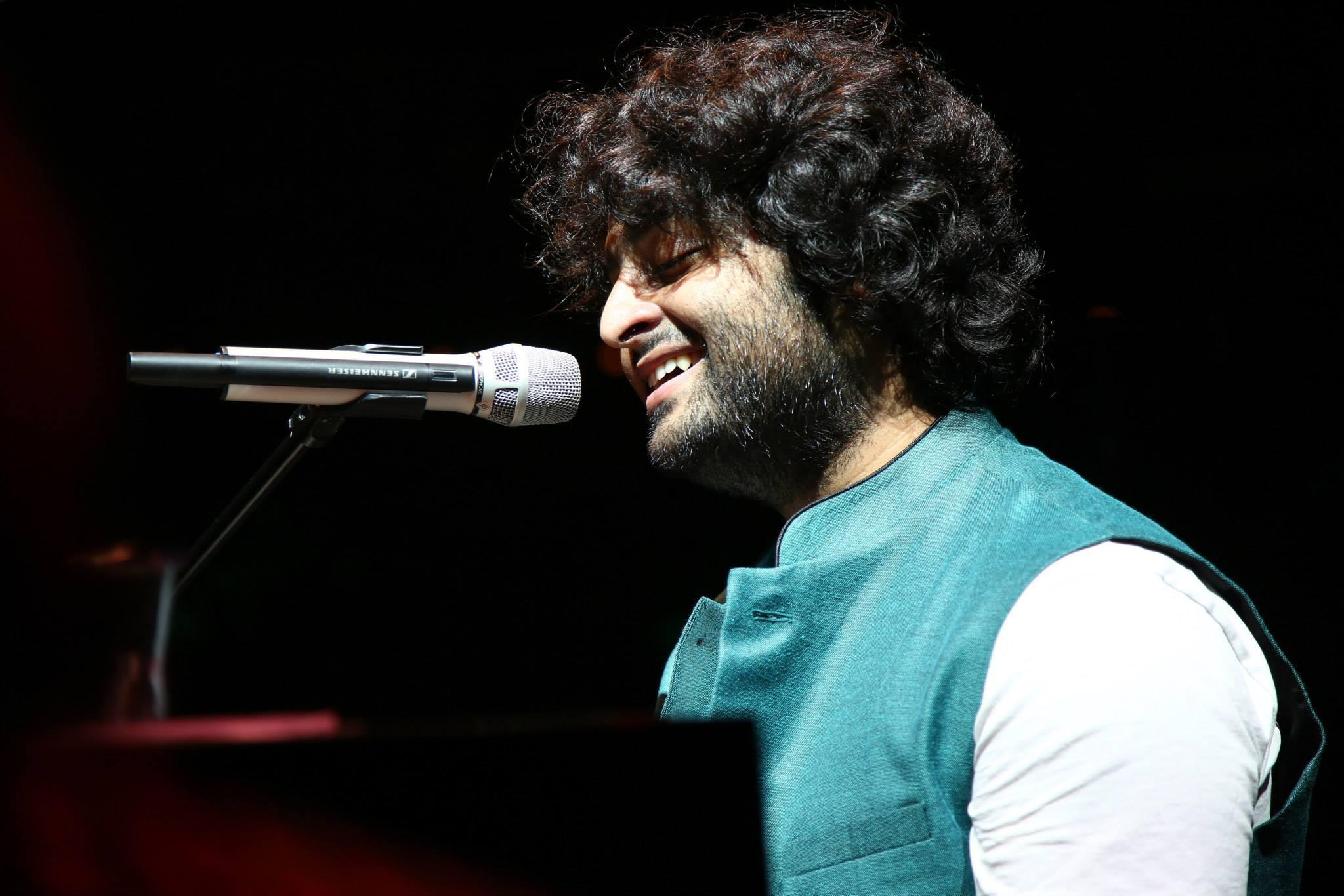 Indian playback singer and a music programmer.
http://t.co/9sLvMEWfIR