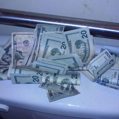 MR_Mzundastood's profile picture. what's understood doesn't have too be explained