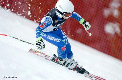 CamposkiClub's profile picture. Desde 1985 acercando el esquí, en sus distintas modalidades, a los jóvenes y a los no tan jóvenes.