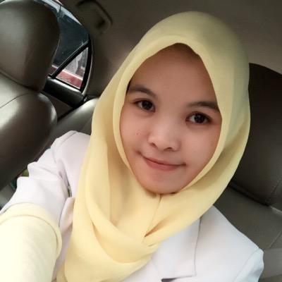 triie_ayiie's profile picture. colege medical faculty just simple like ice cream like mature