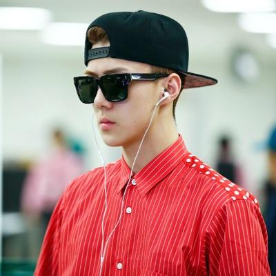 EXO X IKON