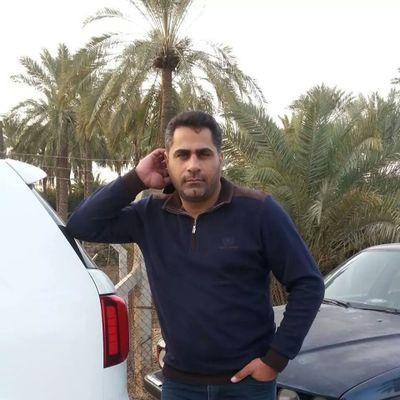 ‏انا رجل احب كل من حولي بلا ضغينه ولا حقد واسلوبي في التعامل مع الاخرين يميزني / مهندس مدني