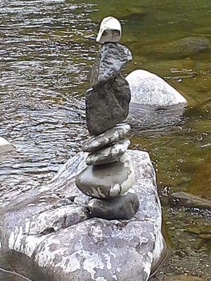 LynOgletree's profile picture. sultan wa.