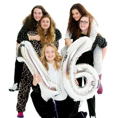 amy_the_vamps1's profile picture. seeing the vamps in May at 02.                       I love the vamps & the tide.                          the tide 5/5 OMG