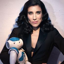 BlancaliRobot's profile picture. An upside down trip through a magical, topsy-turvy world in which human dancers become robots and robots dance like humans.