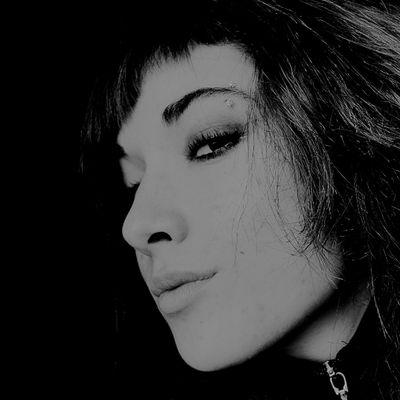 garciaypunto's profile picture. Pero de ahí al matrimonio sin saber comer un coño..