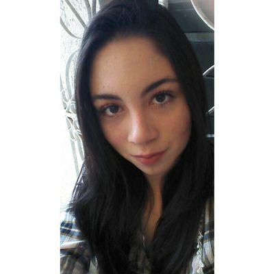 Dicen de mi que soy la combinación de inocencia y travesura. ¿Tu que dices?