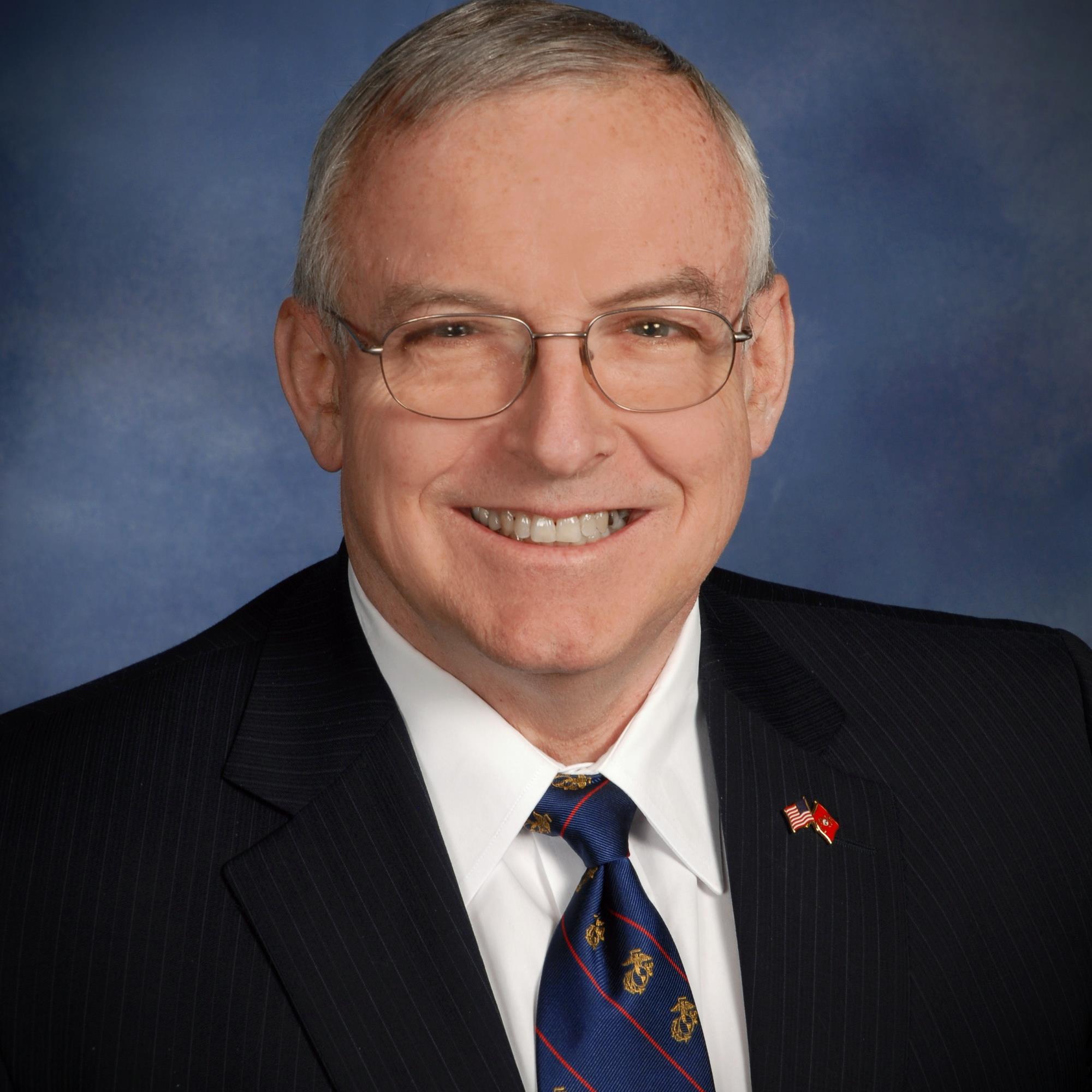 Retired Marine officer, USNA grad, MS, SysMgt USC, certified in ProjMgt, Six Sigma MBB, CPIM from APICS, born NYC, raised on L.I., live in Kansas.