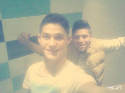 Que nadie te quite esa sonrisa. Siempre hay algo por lo que luchar en esta vida~Se fuerte!! ~ O:-)