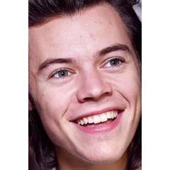 Ti tengo nel cuore perché non posso tenerti per mano @Harry_Styles