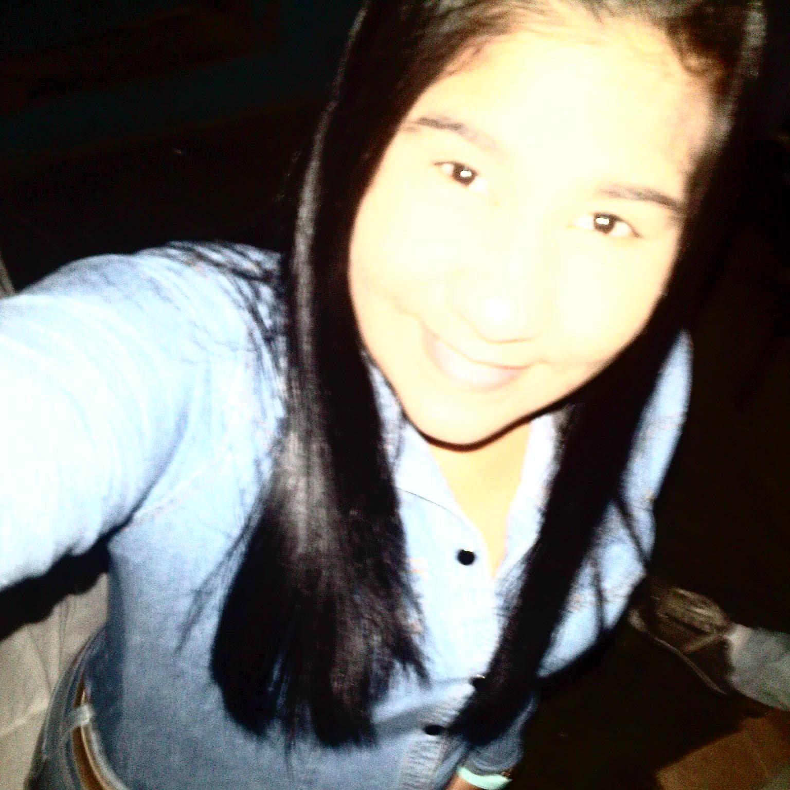 VENEZOLANA 21. años agradecida con DIOS x todas las oportunidades que cada dia me presenta.!!  ♥