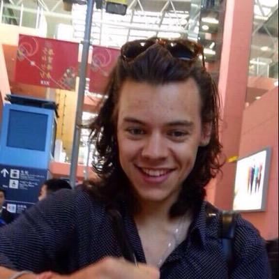 free follow • follow @parmahamx please :)
