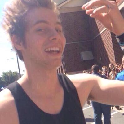 favorite person (✿◠‿◠)
