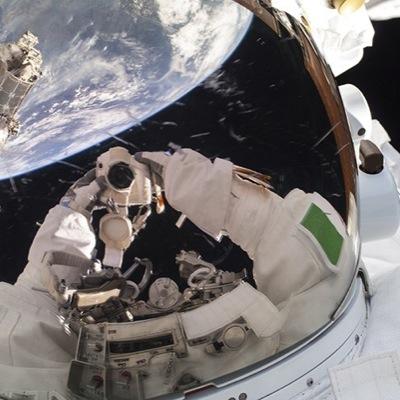 Posting the coolest selfies out there!coolestselfies@gmail.com
Follow us on Instagram @coolestselfies